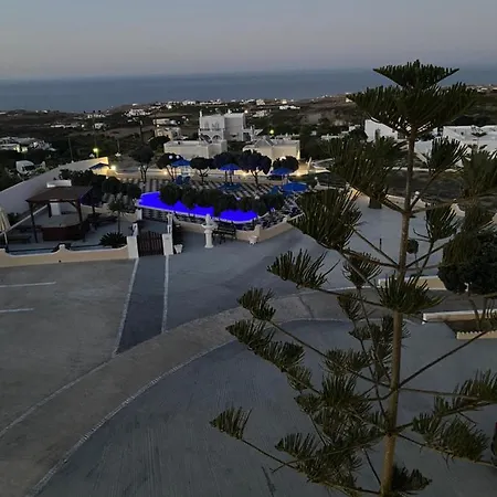 Romantic Hotel